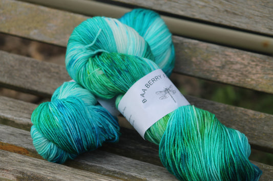 Sock/ fingering weight yarn, Cancun