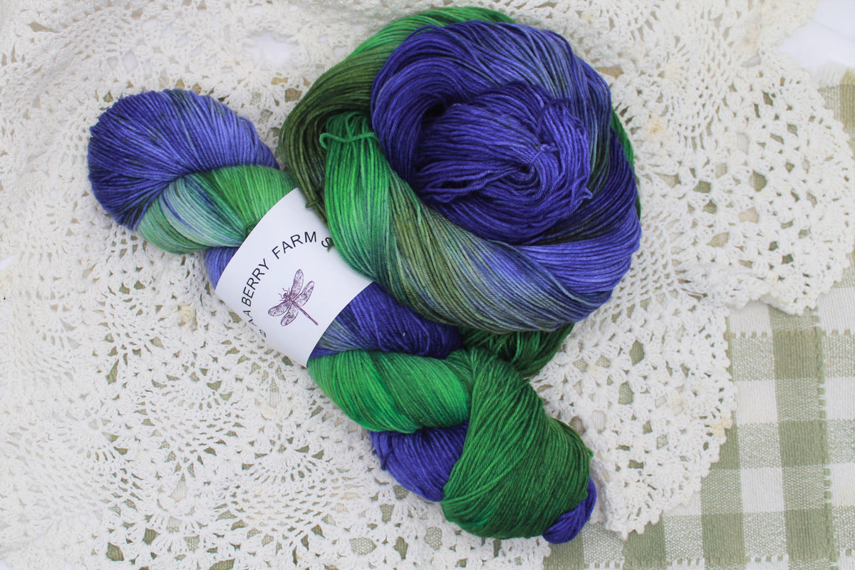 Sock/ fingering weight yarn, Hydrangea